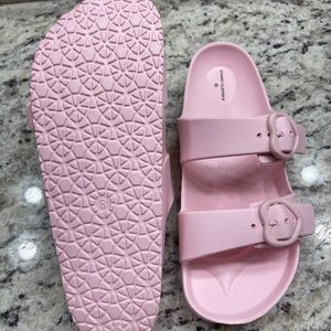 **SOLD** Stoney Clover Pink Heart Sandals